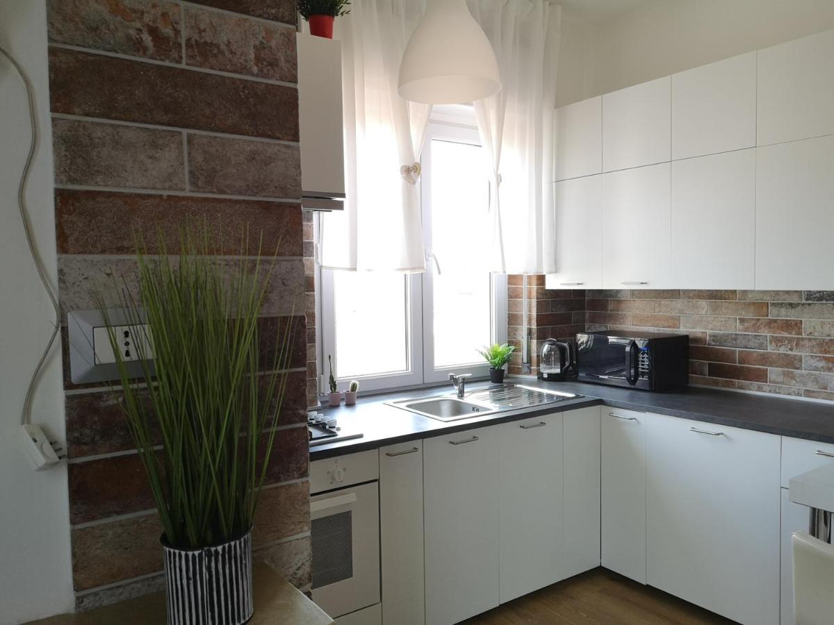 Queen East Verona Apartments Екстер'єр фото
