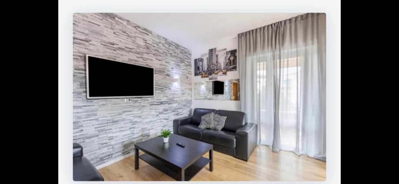 Queen East Verona Apartments Екстер'єр фото